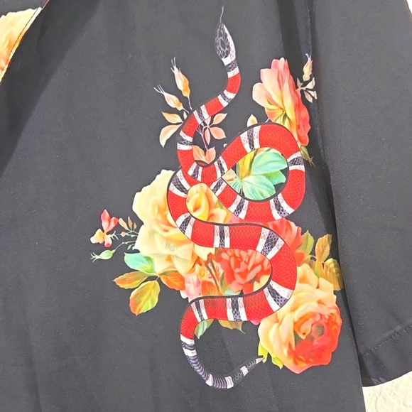 PacSun Black Short Sleeve Button Up Floral Coral Snake Print Lightweight Soft, M - Picture 3 of 8